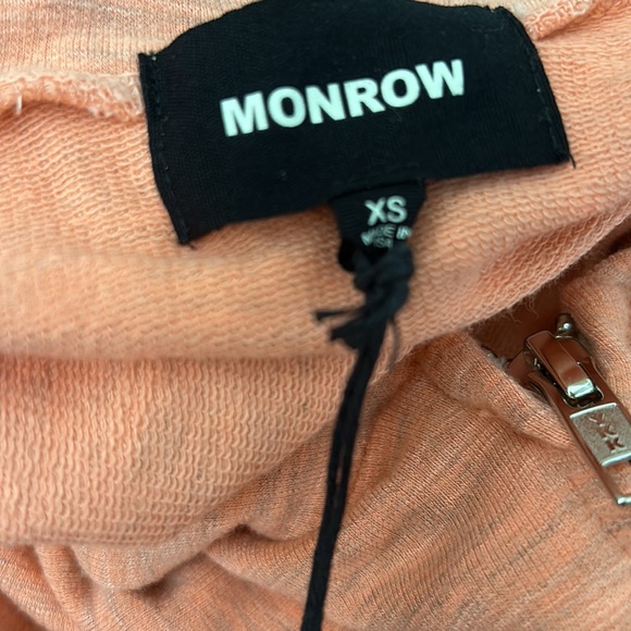 NWT, Monrow, Supersoft full zip hoodie with kangaroo pockets in coral - Picture 7 of 9